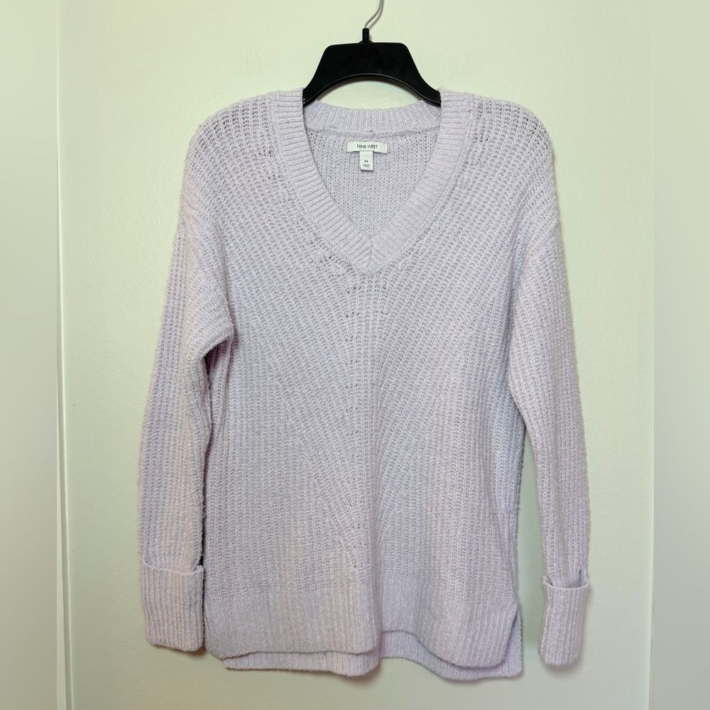 Nine West Light Purple V Neck Pullover Sweater - Size Medium